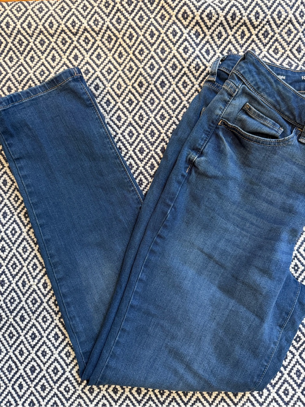 Women's Straight Leg Jeans in Medium Blue - Classic Everyday Style - Size 10R